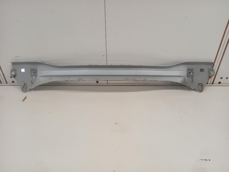 Traversa Paraurti POST TRAVERSA PARAURTI POST Toyota Yaris IV 2014