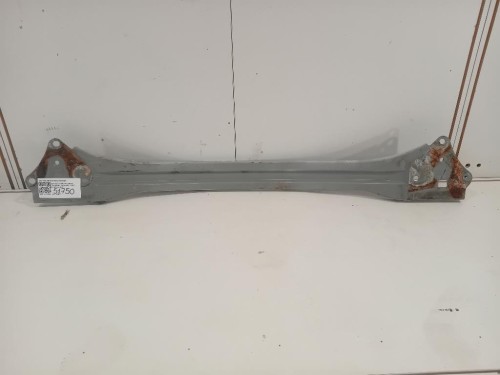 Traversa Paraurti POST TRAVERSA PARAURTI POST Toyota Yaris IV 2014