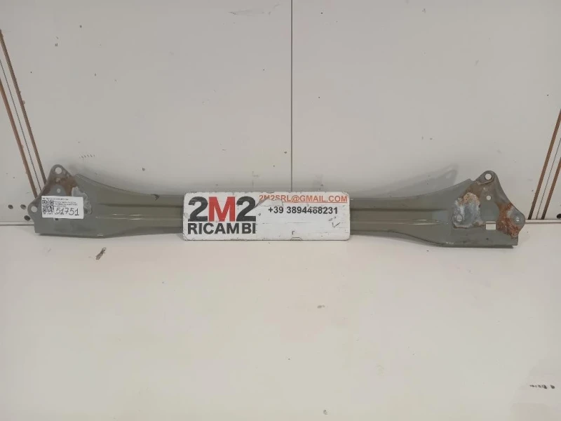 Traversa Paraurti POST TRAVERSA PARAURTI POST Toyota Yaris IV 2014