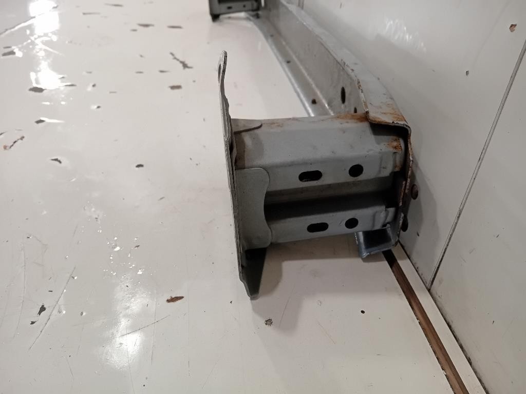 Traversa Paraurti POST 520230D080 Toyota Yaris IV 2014