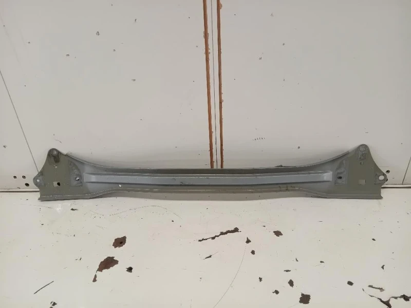 Traversa Paraurti POST TRAVERSA PARAURTI POST Toyota Yaris IV 2014