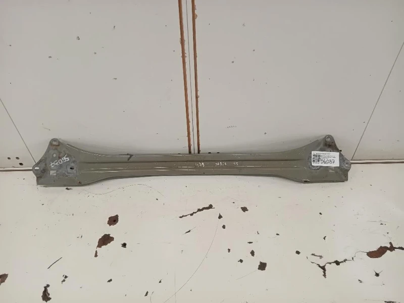 Traversa Paraurti POST TRAVERSA PARAURTI POST Toyota Yaris IV 2014