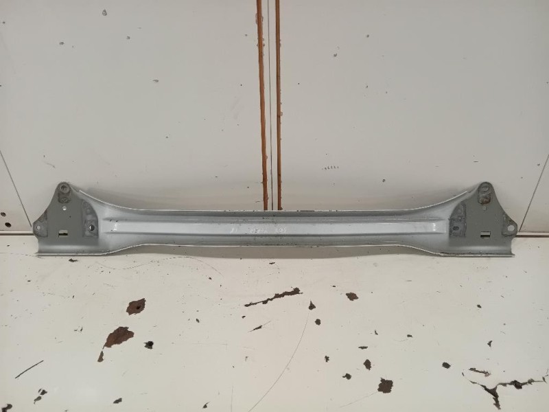 Traversa Paraurti POST TRAVERSA PARAURTI POST Toyota Yaris IV 2014