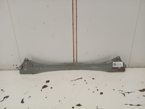 Traversa Paraurti POST TRAVERSA PARAURTI POST Toyota Yaris IV 2014