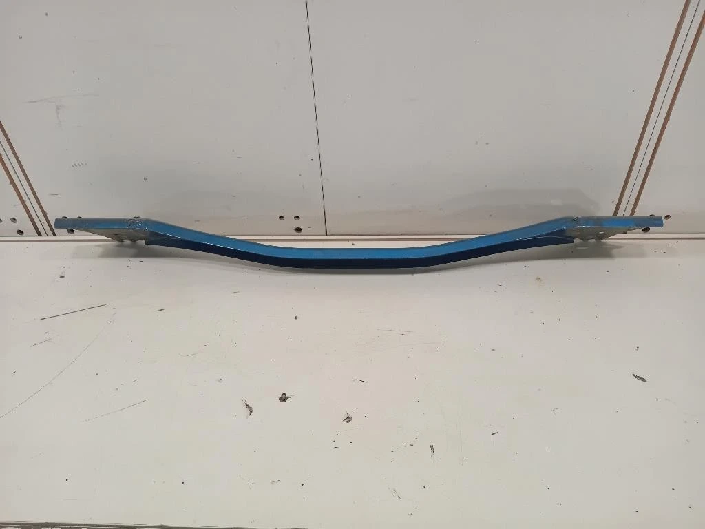 Traversa Paraurti POST TRAVERSA PARAURTI POST Toyota Yaris IV 2014