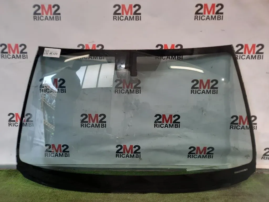 Parabrezza  Lexus Serie IS III 2013