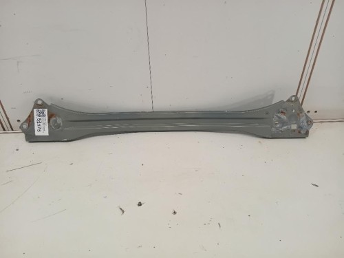 Traversa Paraurti POST TRAVERSA PARAURTI POST Toyota Yaris IV 2014