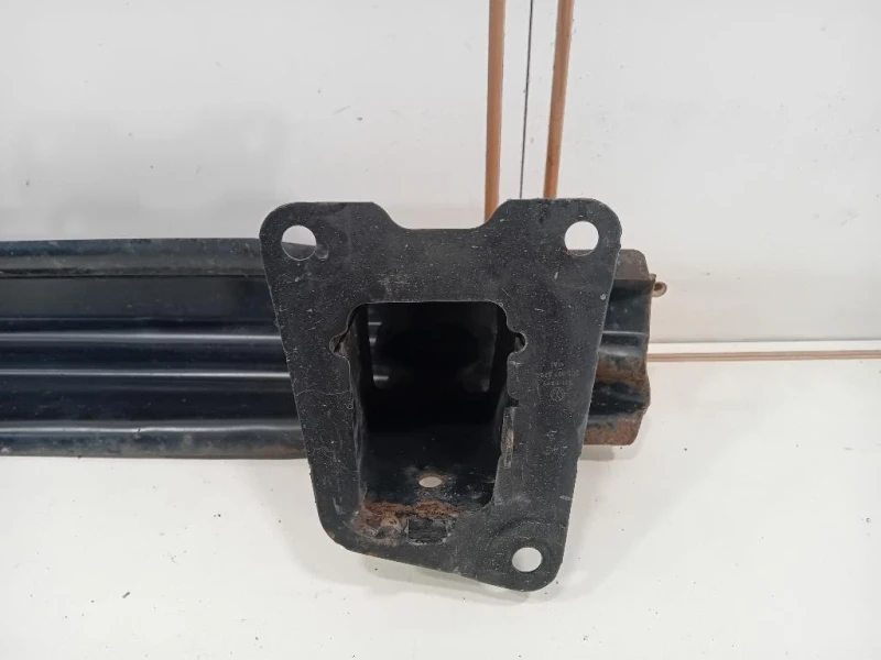 Traversa Paraurti POST 3AA807305 Volkswagen Passat VI Variant 2011