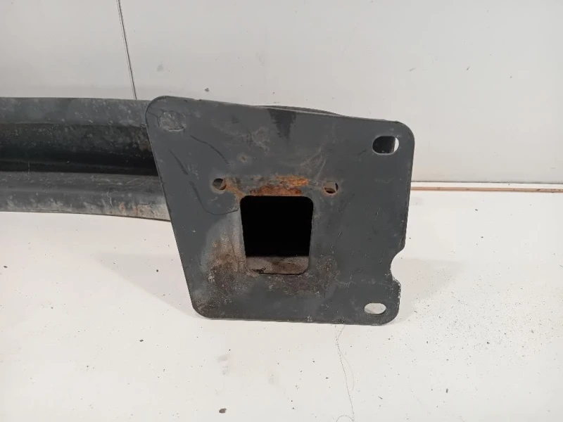 Traversa Paraurti POST 6R0807305A Volkswagen POLO VI 2009