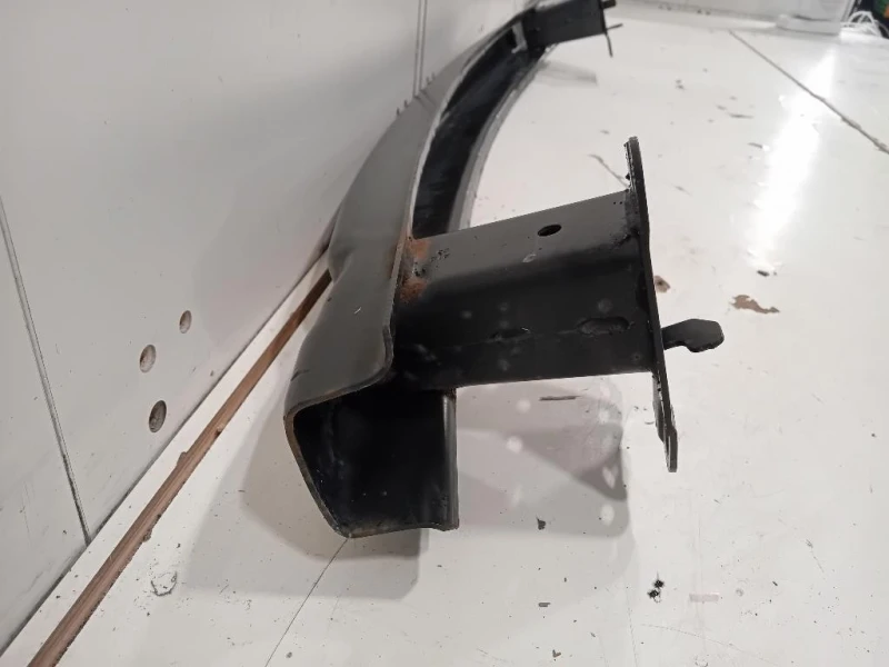 Traversa Paraurti POST 1T0807305D Volkswagen Touran III 2010