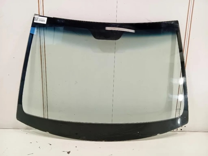 Parabrezza 7911035000 Ssangyong Tivoli 2015