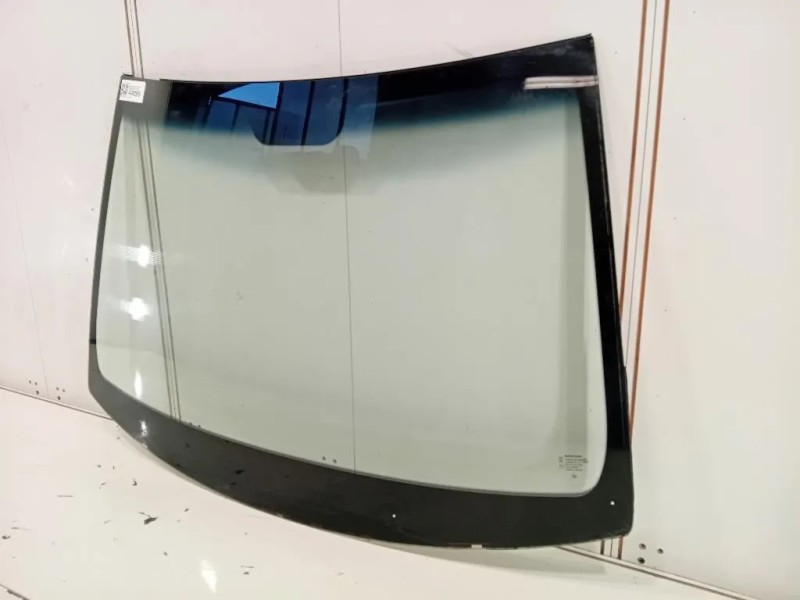 Parabrezza 7911035000 Ssangyong Tivoli 2015