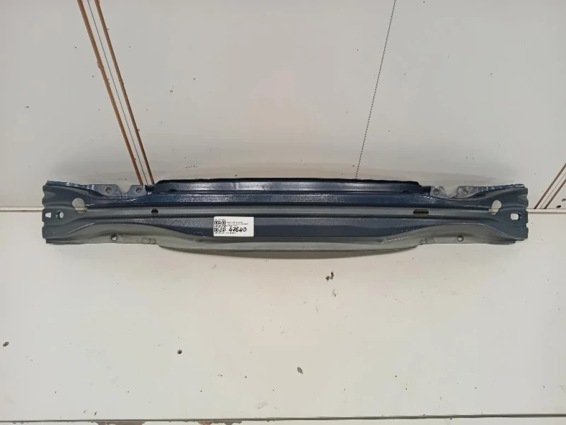 Traversa Paraurti POST 31278835 Volvo V60 I 2010