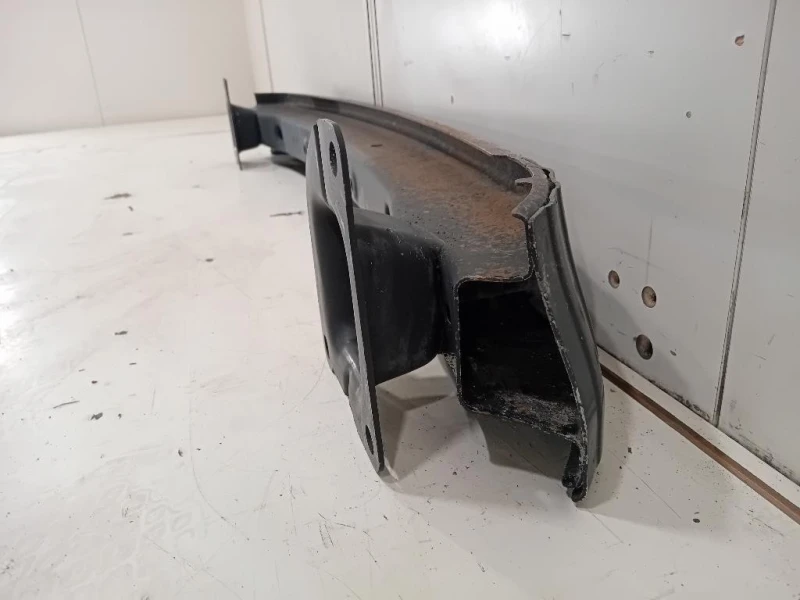 Traversa Paraurti POST 31278835 Volvo V60 I 2013