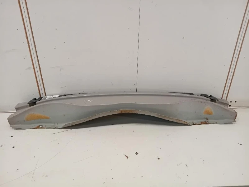 Traversa Paraurti POST 31217938 Volvo V70 III 2008