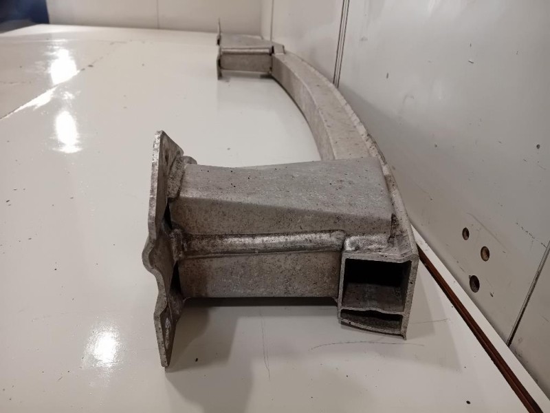 Traversa Supporto Radiatore ANT TRAVERSA SUPPORTO RADIATORE ANT Chevrolet Orlando 2011