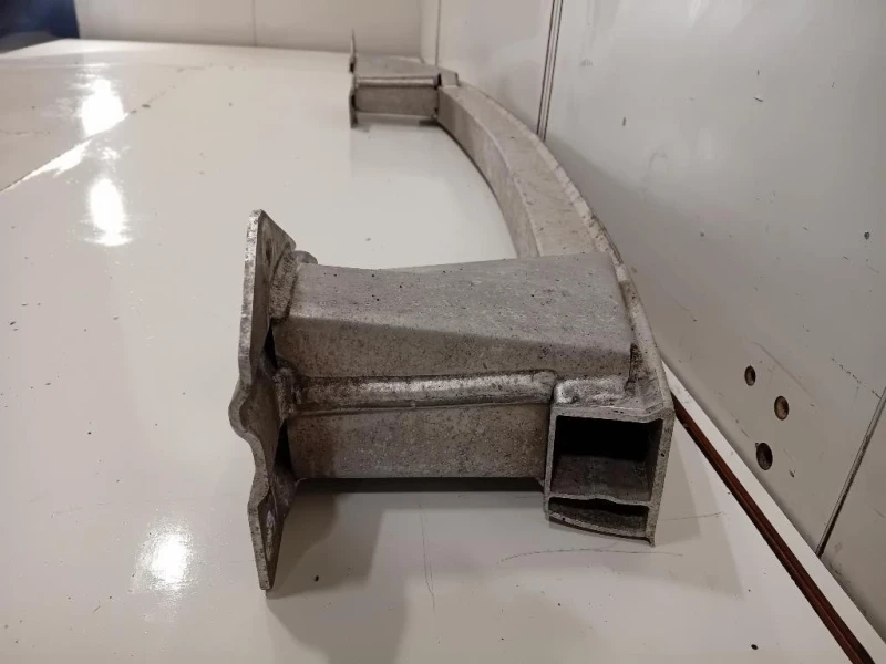 Traversa Supporto Radiatore ANT TRAVERSA SUPPORTO RADIATORE ANT Chevrolet Orlando 2011