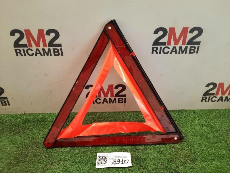 Triangolo DI Emergenza 8K0860251 Audi A4 8K5 Avant 2012
