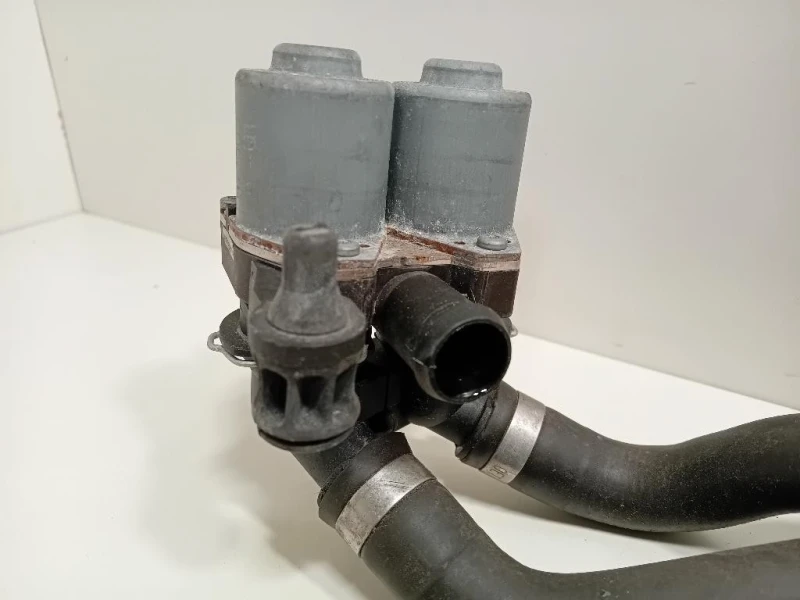 TUBO Acqua A1718300224 Mercedes Classe SLK R171 2008