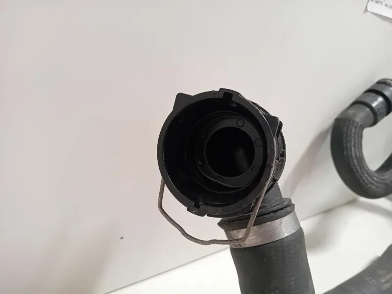 TUBO Acqua Radiatore Acquatermostato GJ328260AA Jaguar E-pace 2017