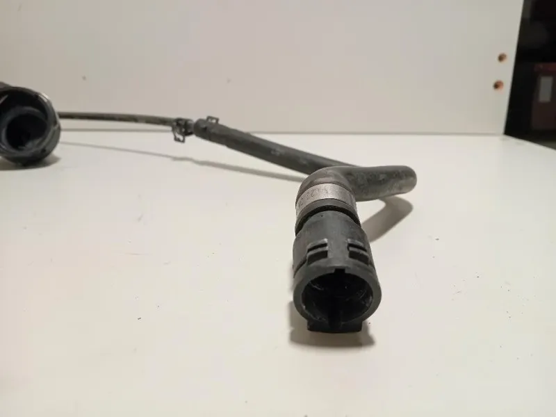 TUBO Acqua Radiatore Oliotermostato TUBO ACQUA RADIATORE OLIOTERMOSTATO Bmw Serie 1 F20 Berlina 2015