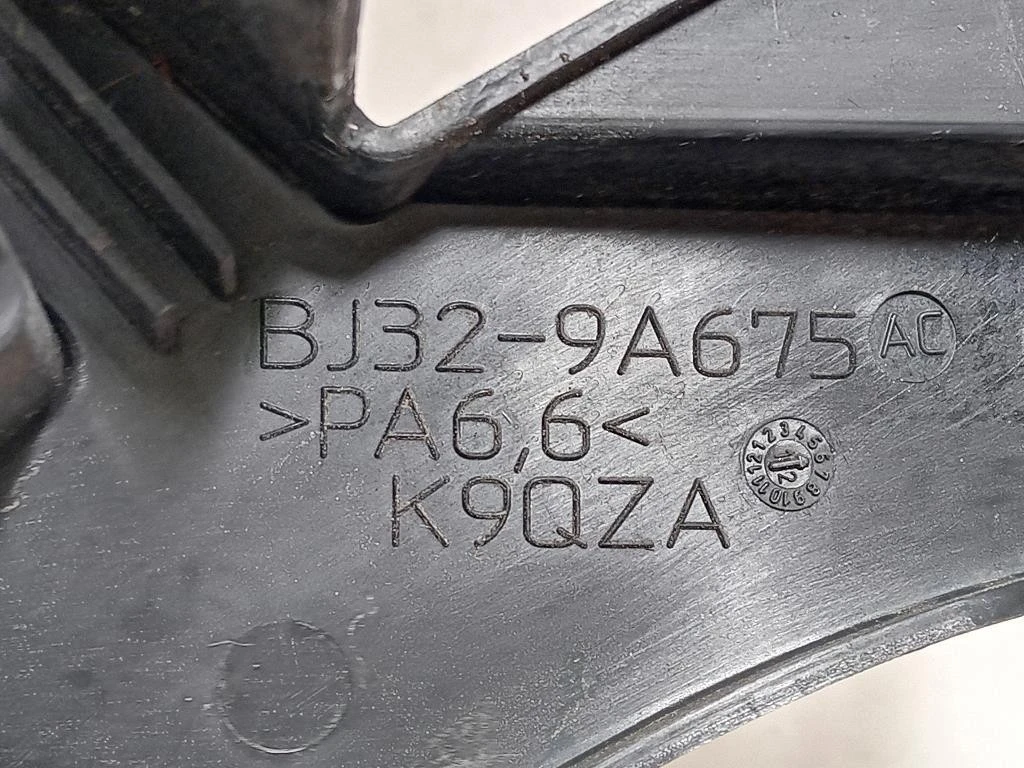 TUBO Flessibile Filtro ARIA BJ329A675-AC Land Rover Range Rover Evoque I 2011