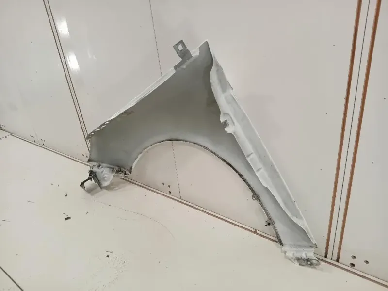 Parafango ANT DX 2171302 Ford Focus IV SW 2011