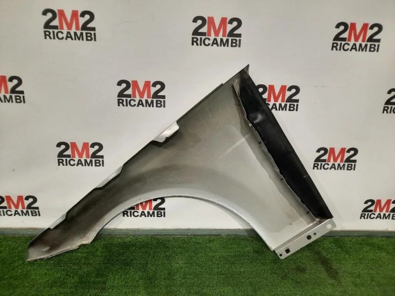 Parafango ANT DX A2048801418 DX Mercedes Classe C W204 2007