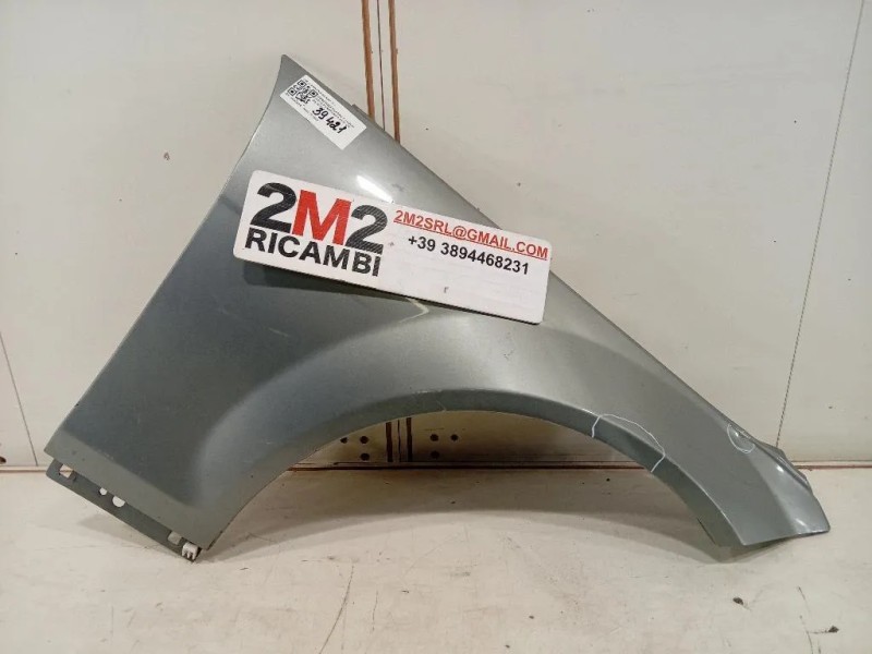 Parafango ANT DX A2048801418 Mercedes Classe C W204 2011