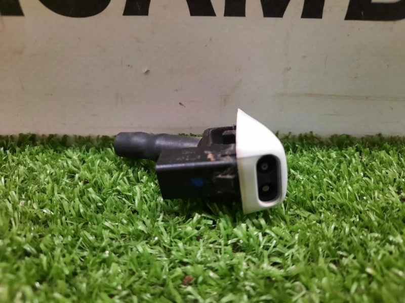 Ugello Spruzzatore Parabrezza 31333897 Volvo V40 II 2012