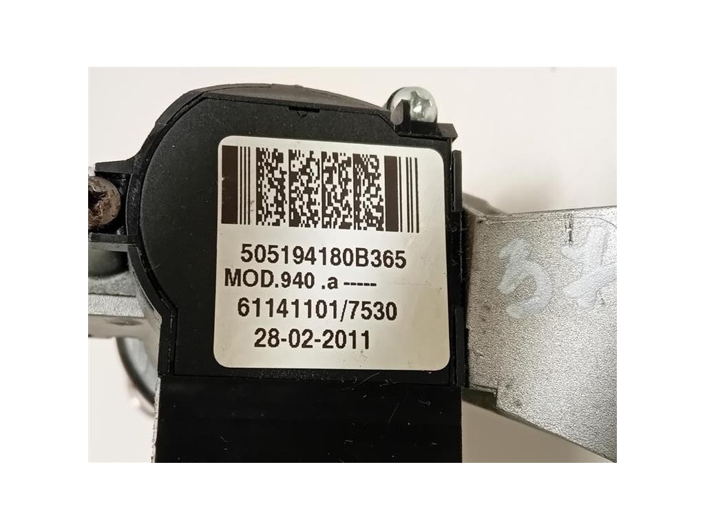 Bloccasterzo 505194180 61141101 Alfa Romeo Giulietta 2010