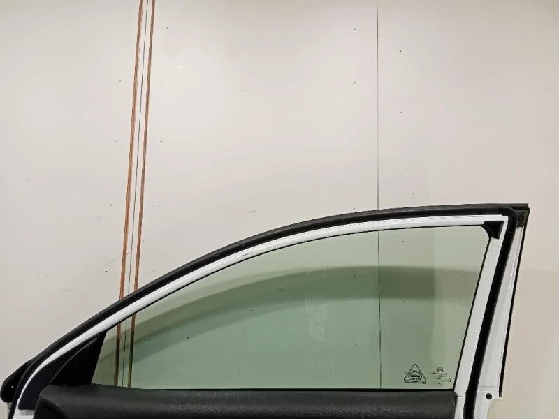 Porta ANT DX 760043W011 Kia Sportage III 2010