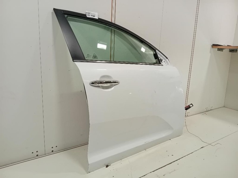 Porta ANT DX 760043W011 Kia Sportage III 2010