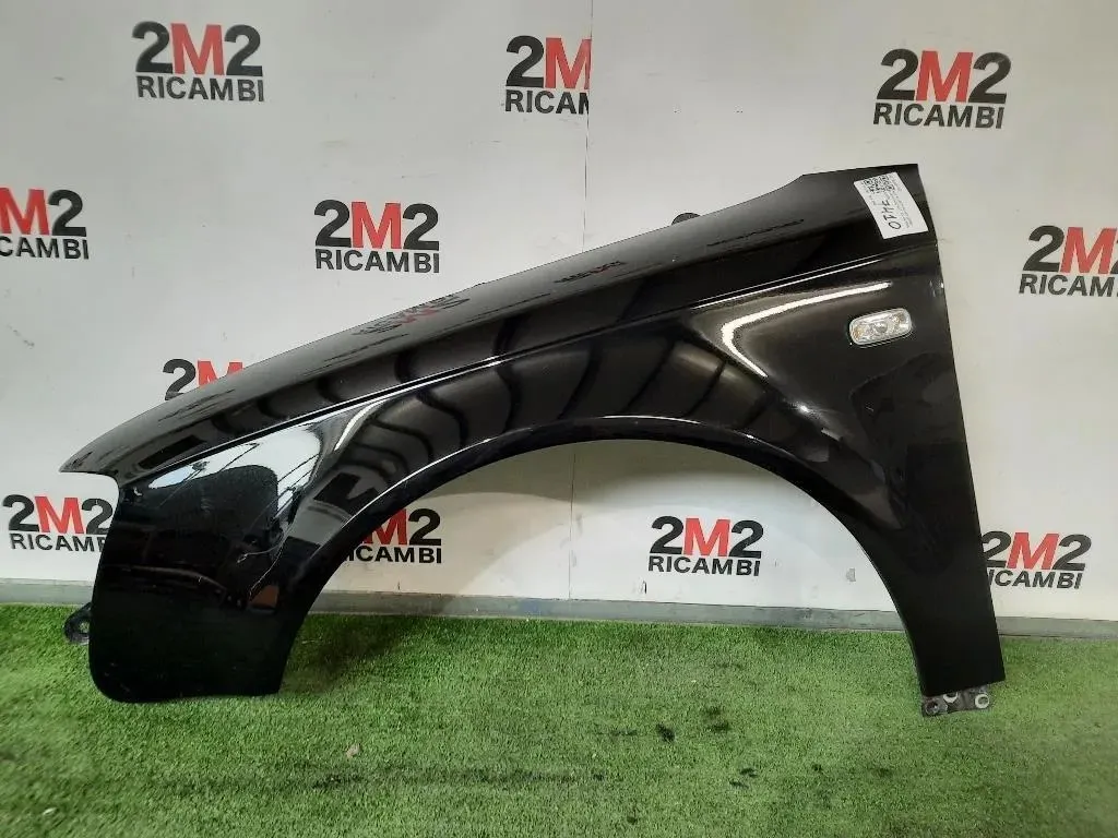 Parafango ANT SX 8E0821105F Audi A4 8ED Avant 2005
