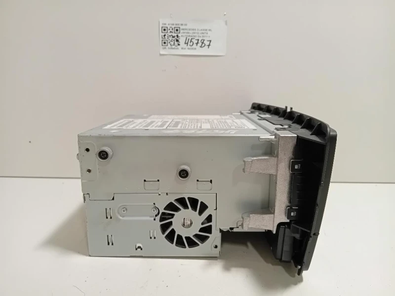Unità Autoradio A166 900 98 08 NO CODICE SBLOCCO Mercedes Classe ML W166 2012