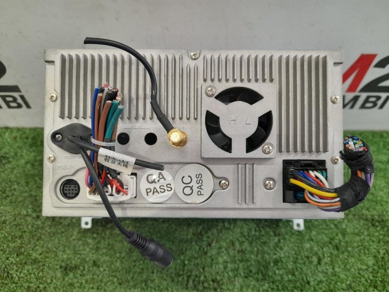 Unità Autoradio HL-8822GB HUALINGAN Mercedes VITO W639 2004