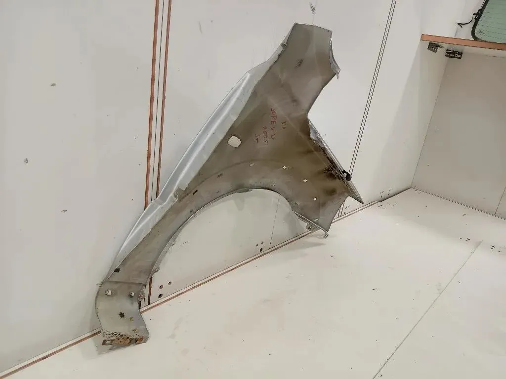 Parafango ANT SX 663113E141 Kia Sorento II 2006