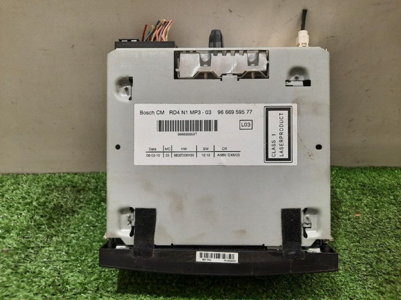 Unità Autoradio 9666959577 Peugeot 3008 I 2009