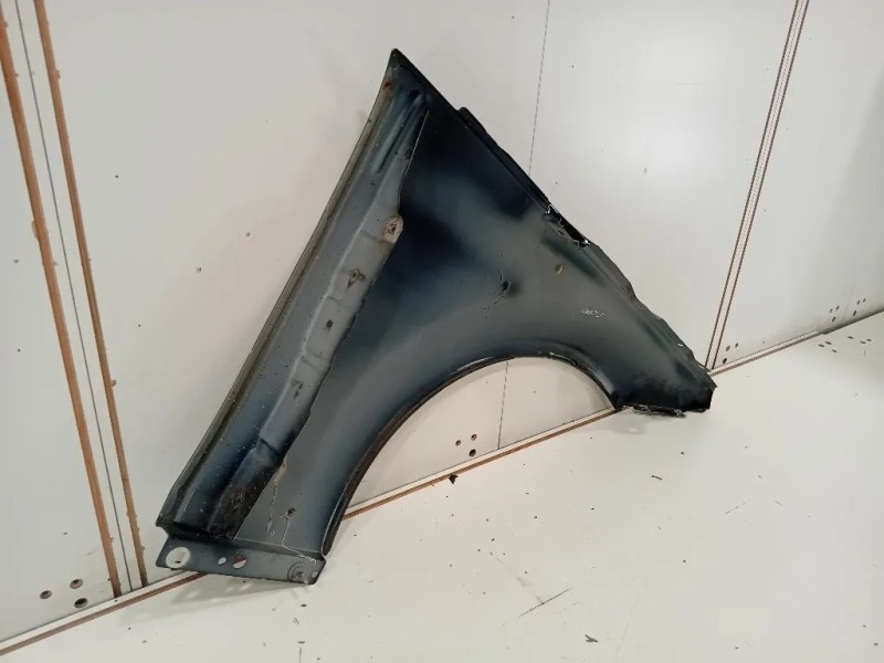 Parafango ANT SX A2048801318 Mercedes Classe C W204 2011