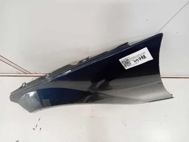 Parafango ANT SX A2048801318 Mercedes Classe C W204 2011