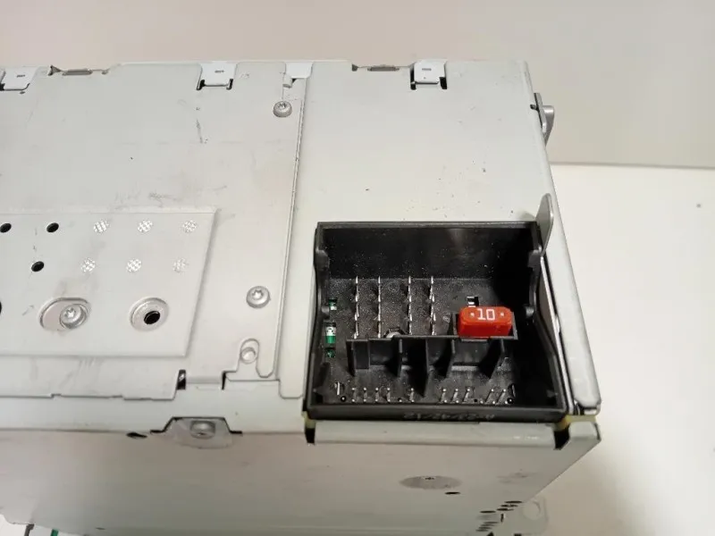 Unità Autoradio 1K0035186AQ Volkswagen Touran III 2010