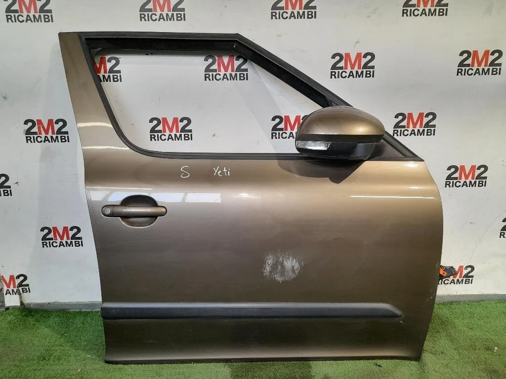 Porta ANT DX 5L0831052 Skoda YETI 2010