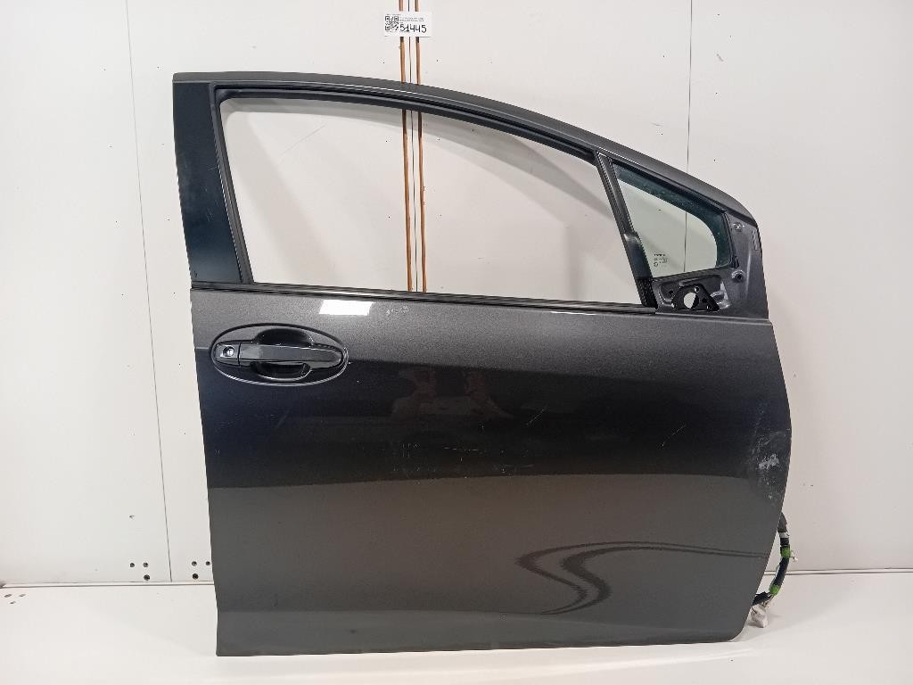Porta ANT DX 670010D500 Toyota Yaris IV 2012