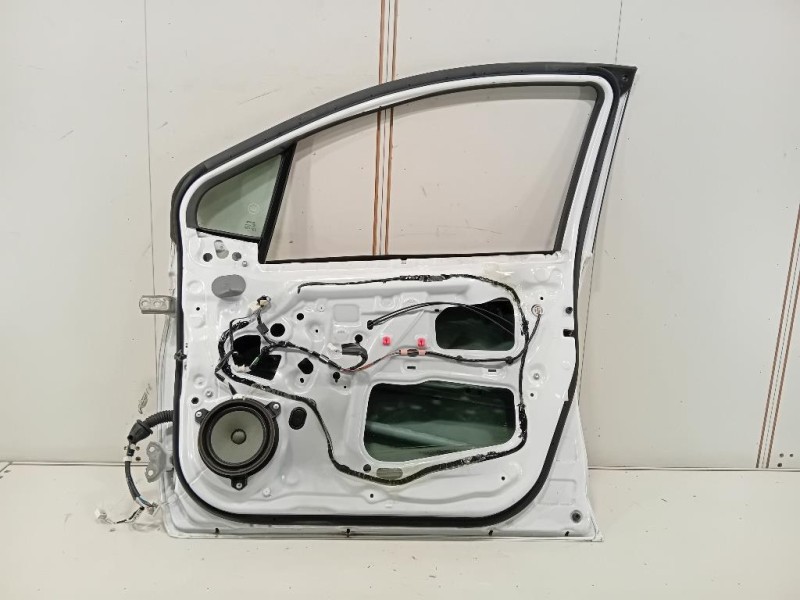 Porta ANT DX 670010D500 Toyota Yaris IV 2017