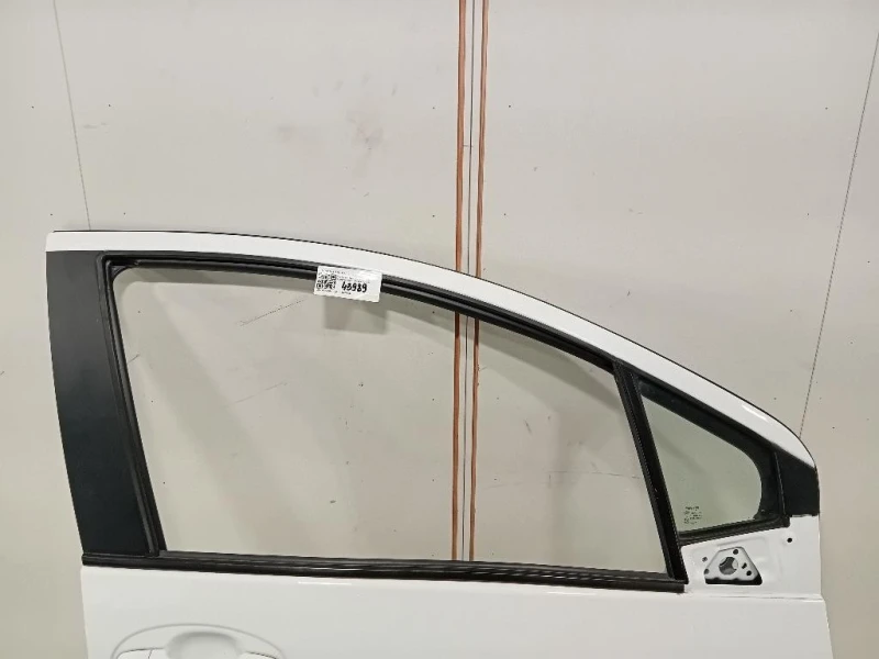Porta ANT DX 670010D500 Toyota Yaris IV 2017