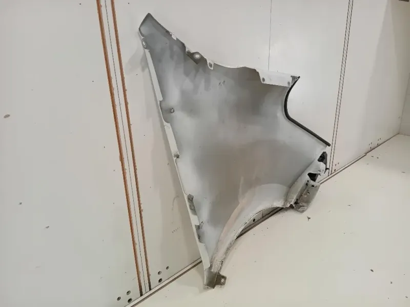 Parafango ANT SX 631013304R Renault Master IV 2014