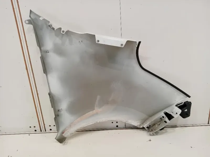 Parafango ANT SX 631013304R Renault Master IV 2014