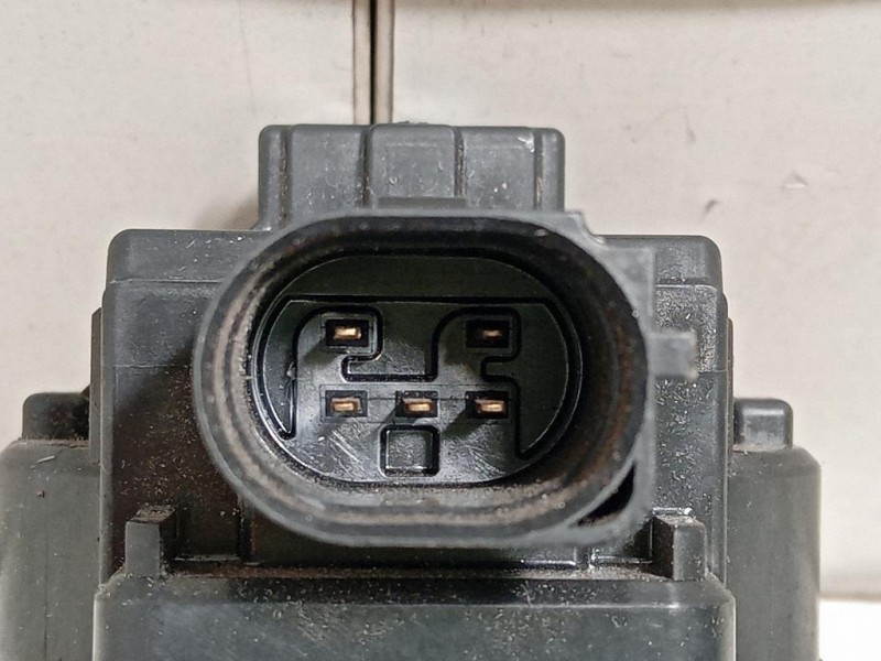 Valvola EGR VALVOLA EGR Opel Zafira C 2012