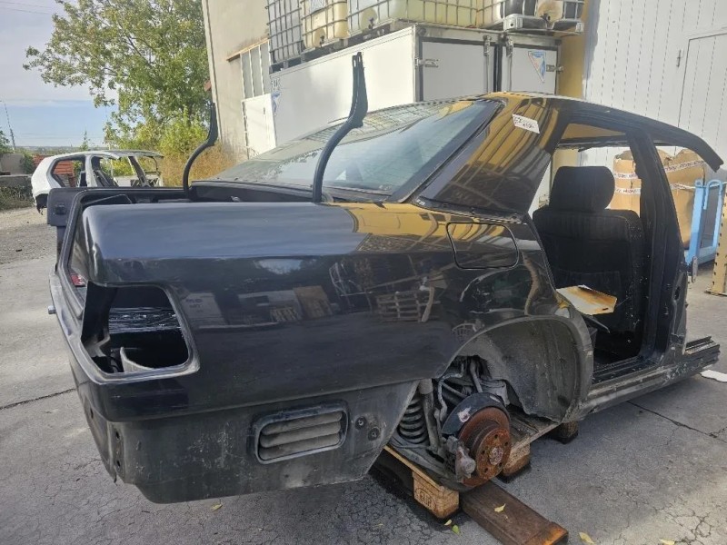 Parafango POST DX A1246304421 Mercedes Classe E W124 1985