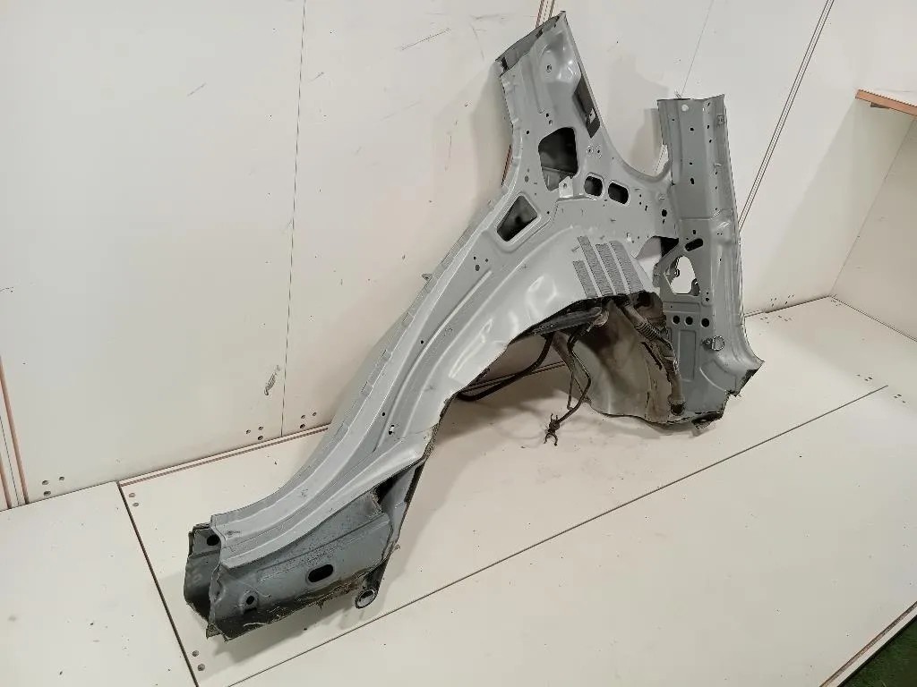 Parafango POST DX A1666305401 Mercedes Classe ML W166 2012